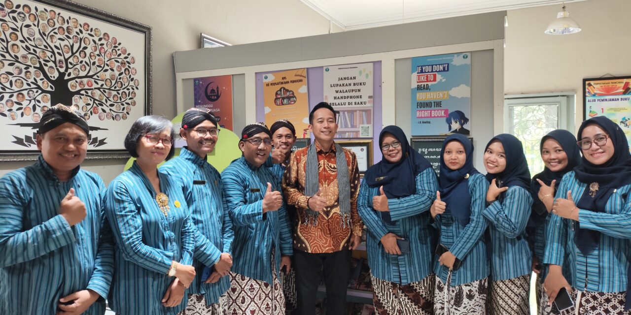 Komisi X DPR RI Kunjungi SMAN 1 Depok, Beri Apresiasi atas Prestasi Sekolah